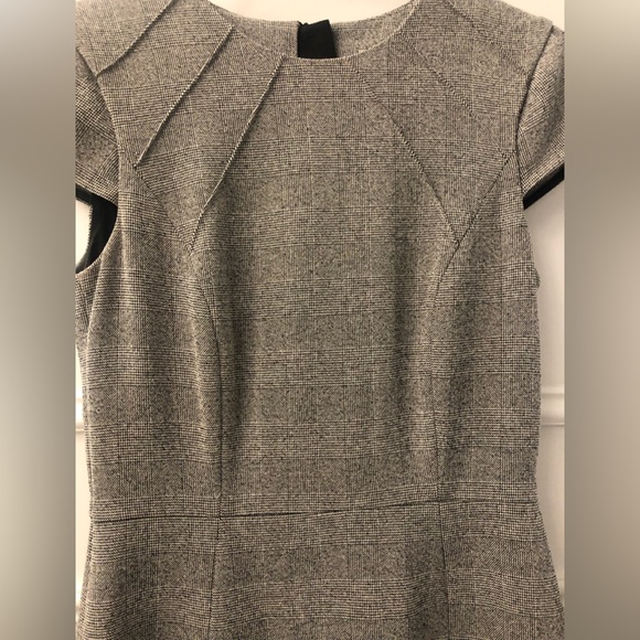 H&M dress - Picture 5 of 7